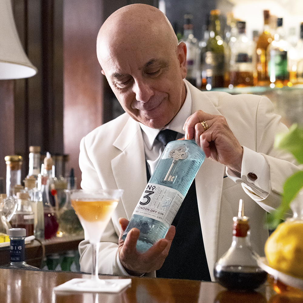 Gallery Image of No.3 Gin